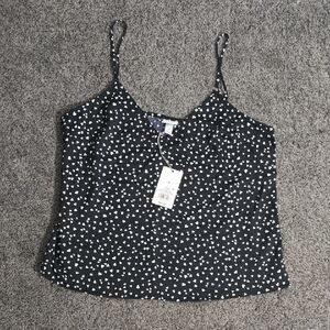 Women's Black and White Heart Print Top